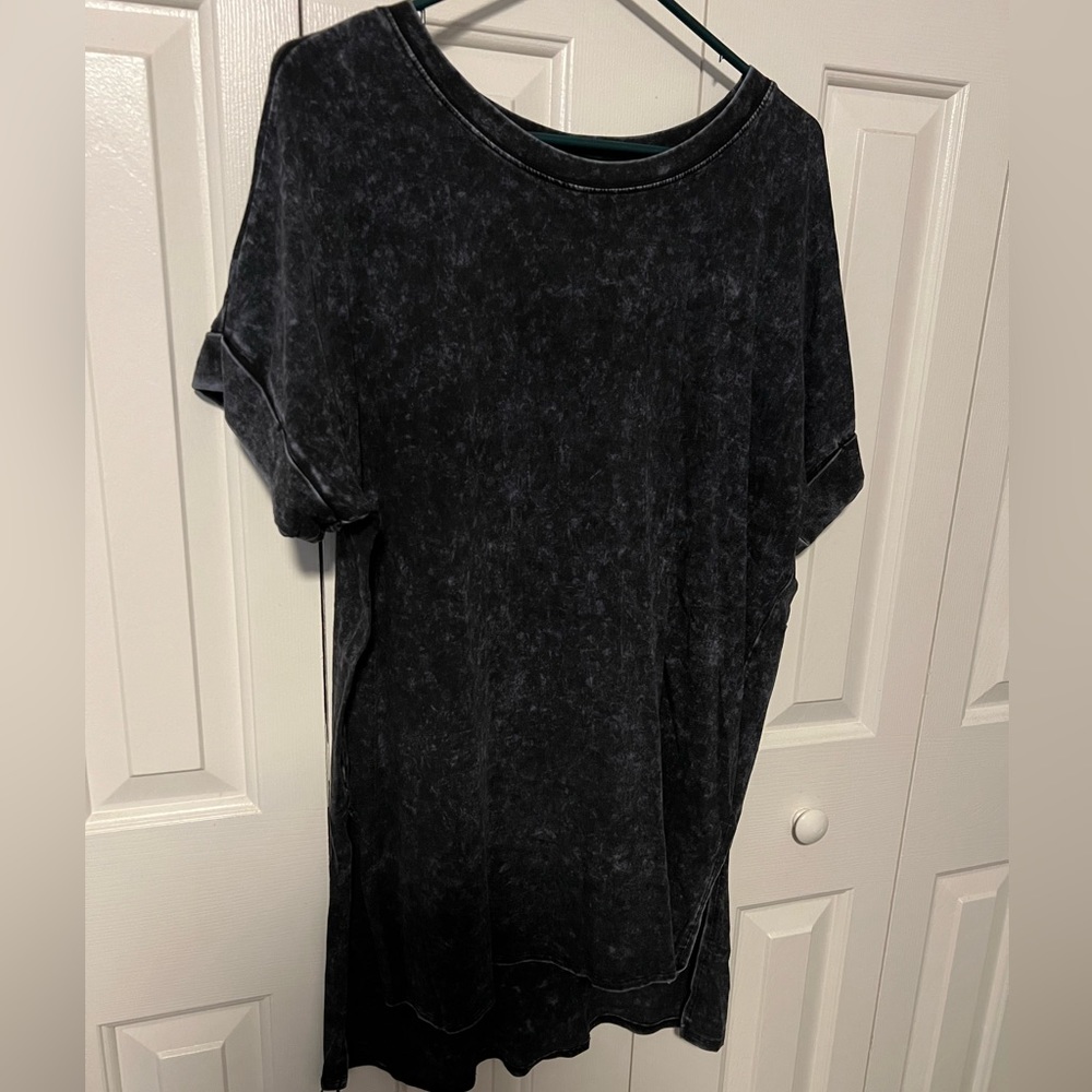 Dark denim oversized tee